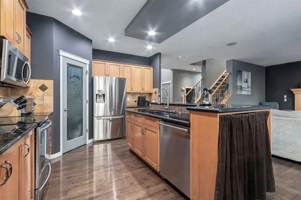 10 Chapala Road SE