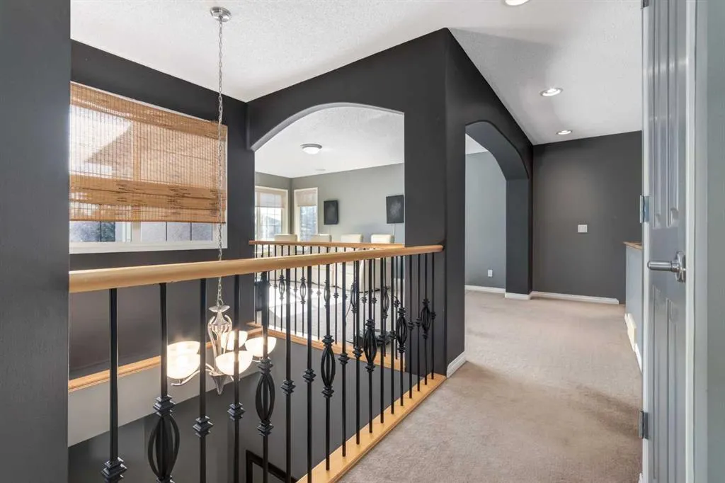 10 Chapala Road SE