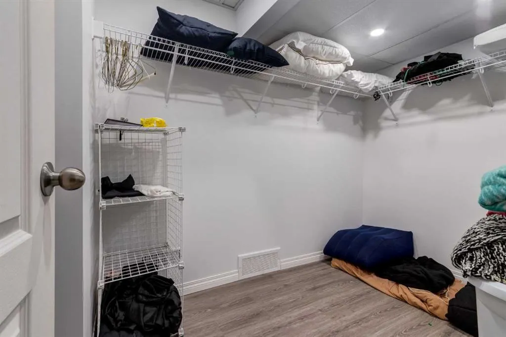 10 Chapala Road SE