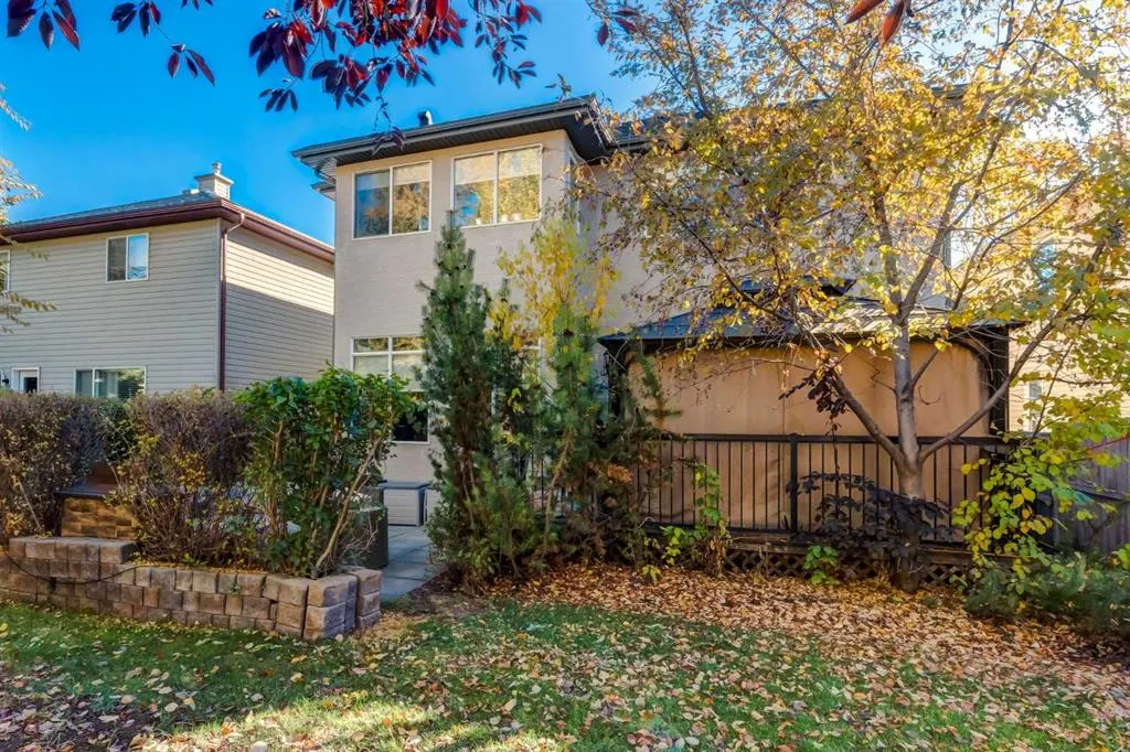 10 Chapala Road SE