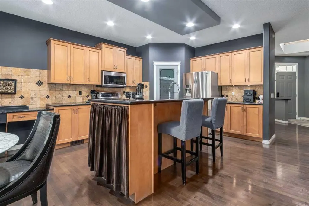 10 Chapala Road SE