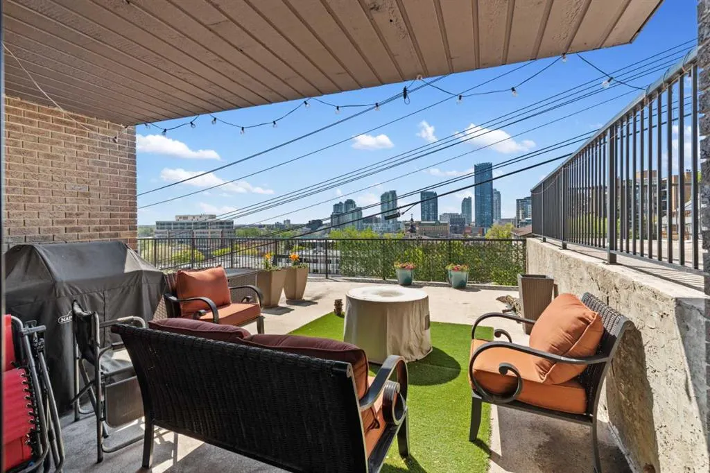 333 2 Avenue NE, #102