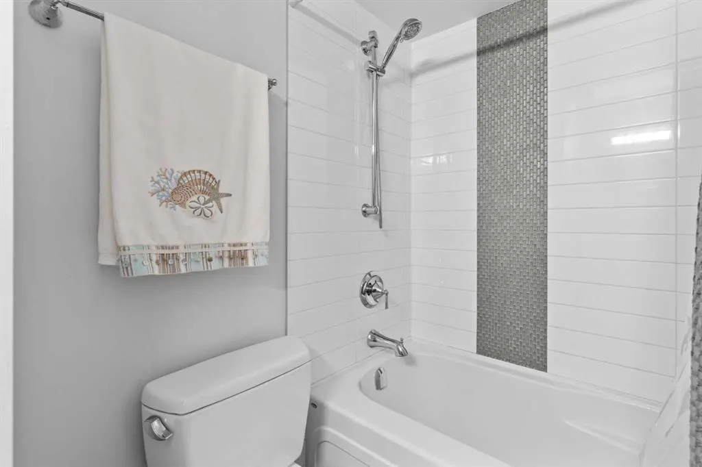 333 2 Avenue NE, #102