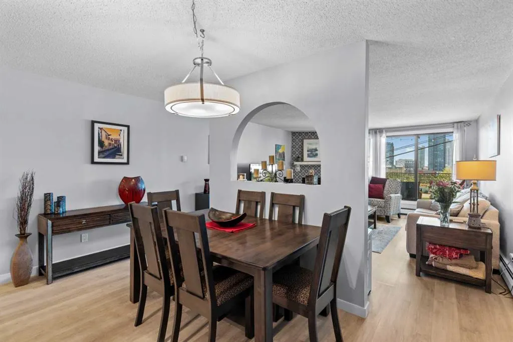 333 2 Avenue NE, #102