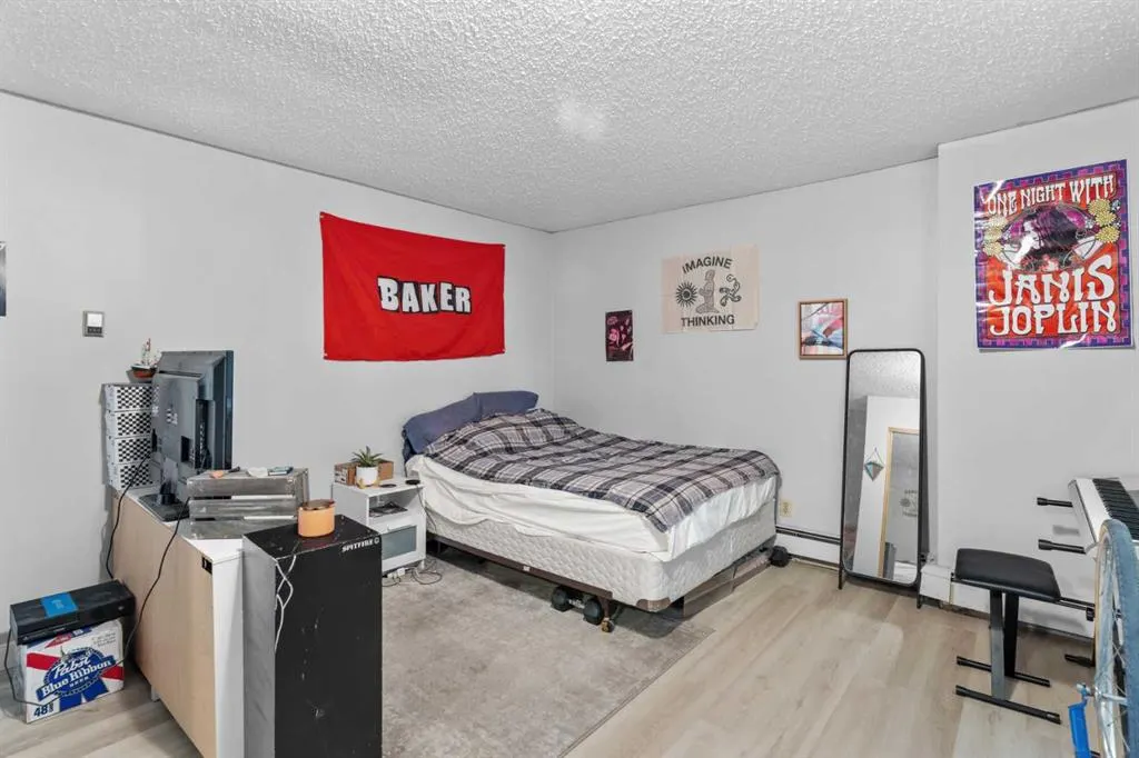 333 2 Avenue NE, #102