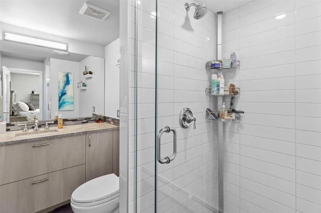 333 2 Avenue NE, #102