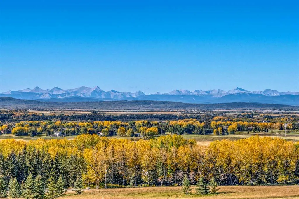 15 Escarpment Park