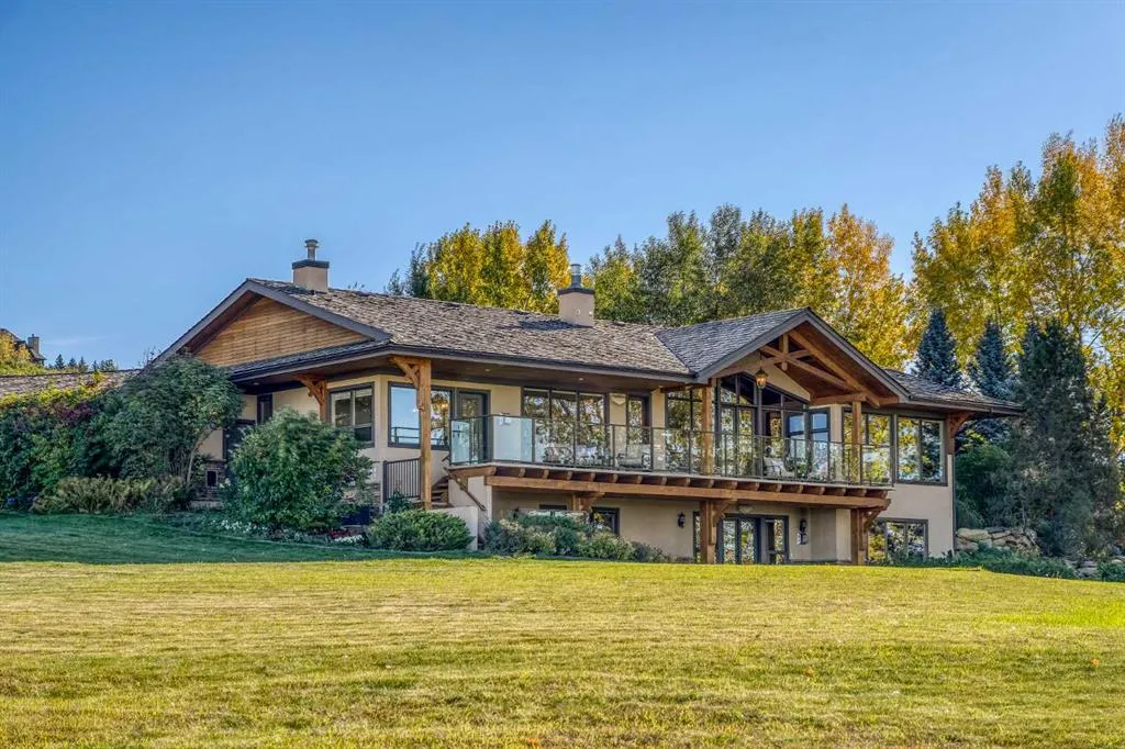 15 Escarpment Park