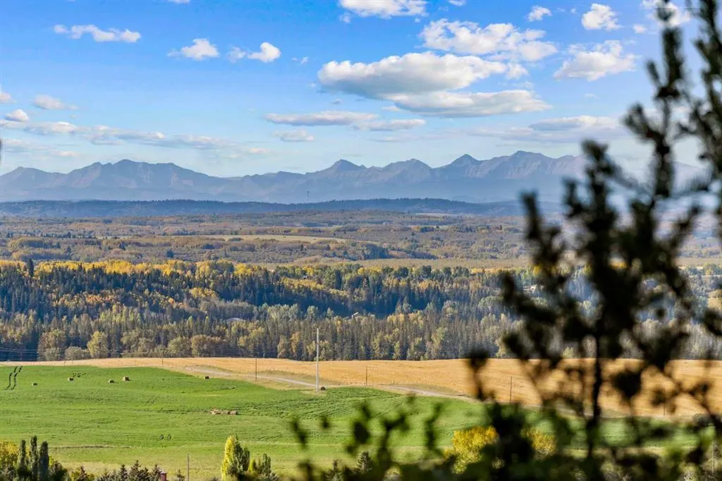 15 Escarpment Park