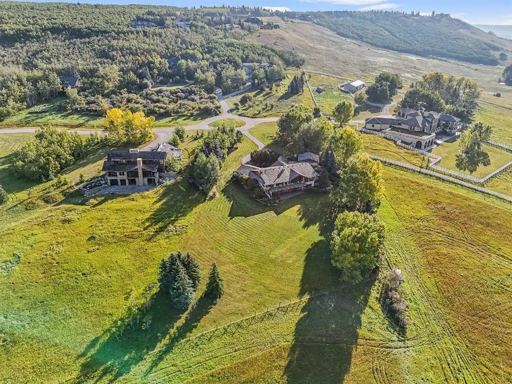 15 Escarpment Park