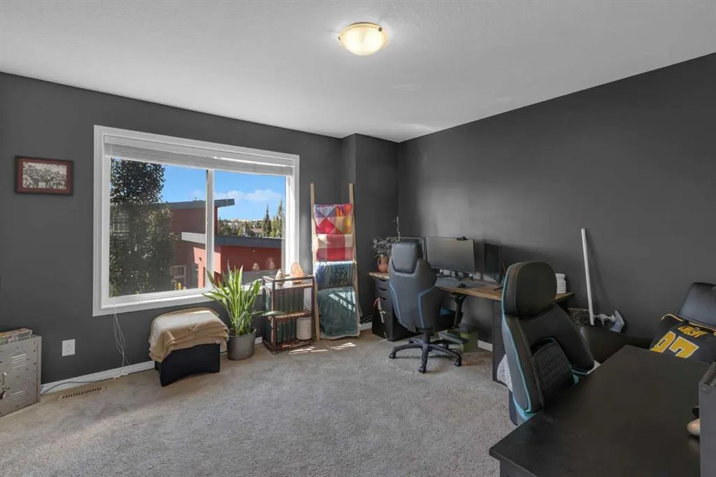 280 Williamstown Close NW, #1706