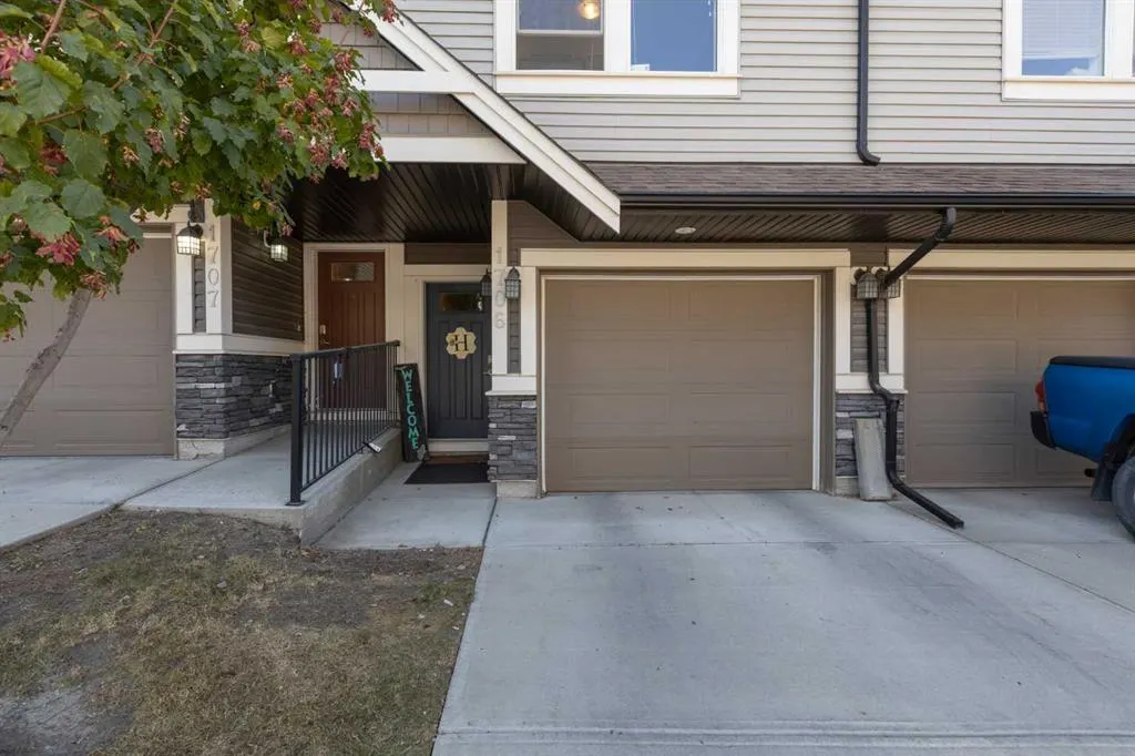 280 Williamstown Close NW, #1706