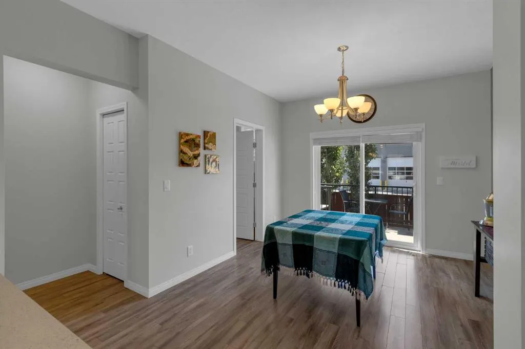 280 Williamstown Close NW, #1706