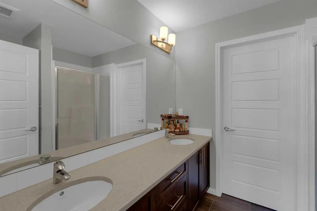 280 Williamstown Close NW, #1706