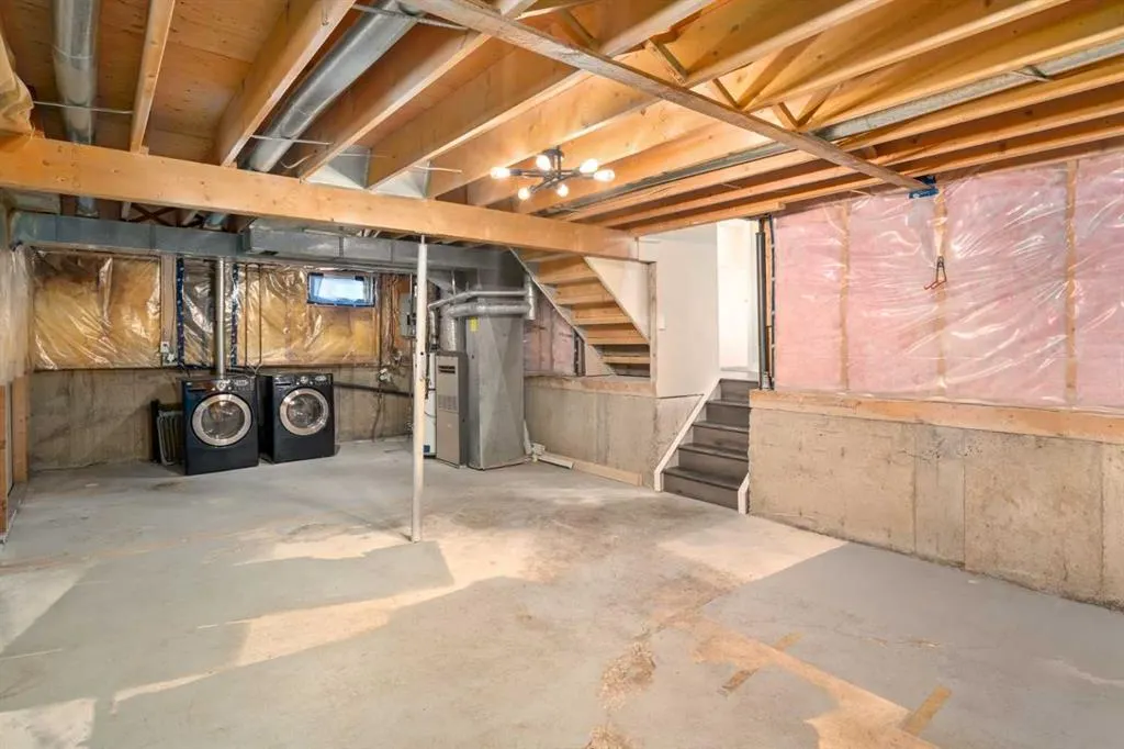 71 Riverbend Drive SE