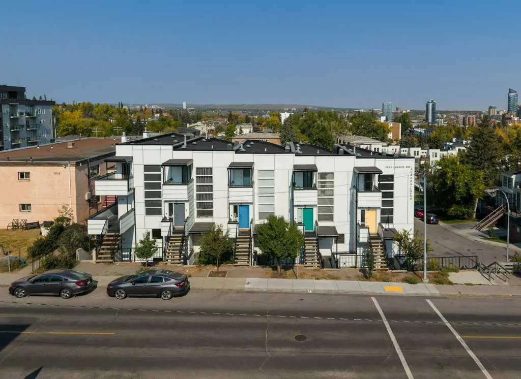 1800 26 Avenue SW, #102
