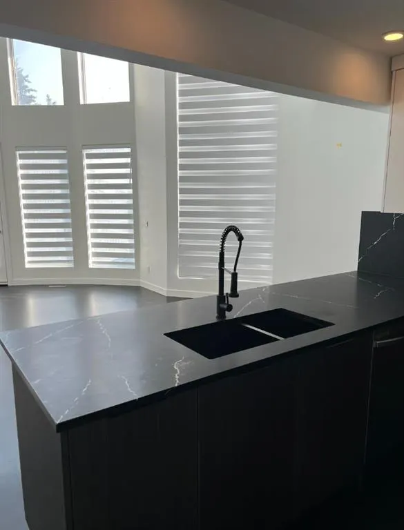 1800 26 Avenue SW, #102
