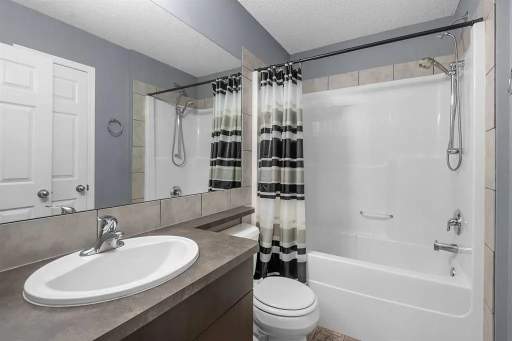 308 Copperstone Gardens SE