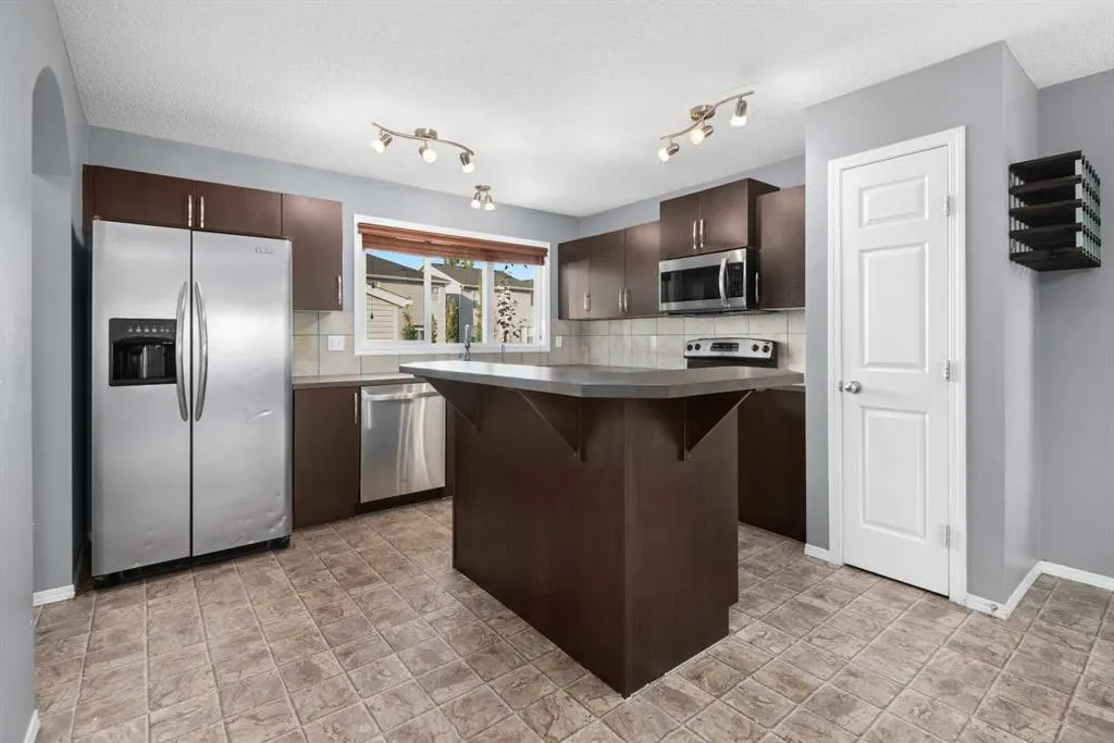 308 Copperstone Gardens SE