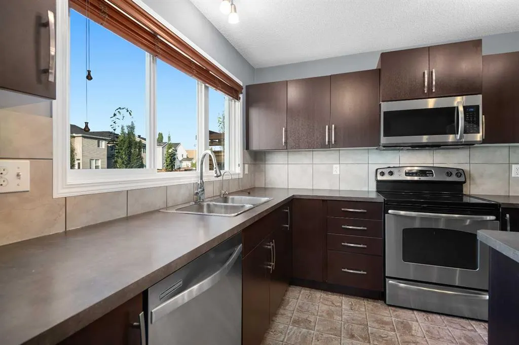 308 Copperstone Gardens SE