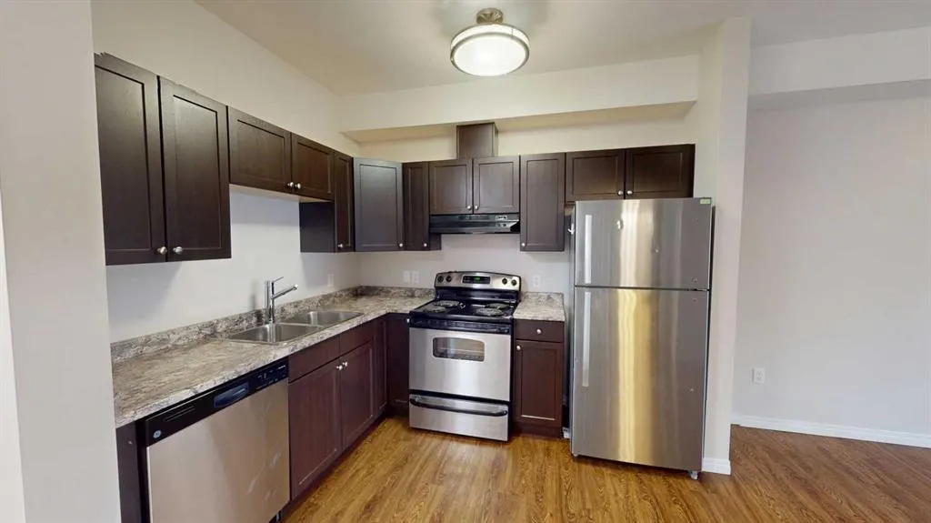 10004 97A Street, #106