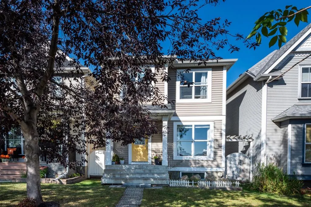 244 PRESTWICK Avenue SE