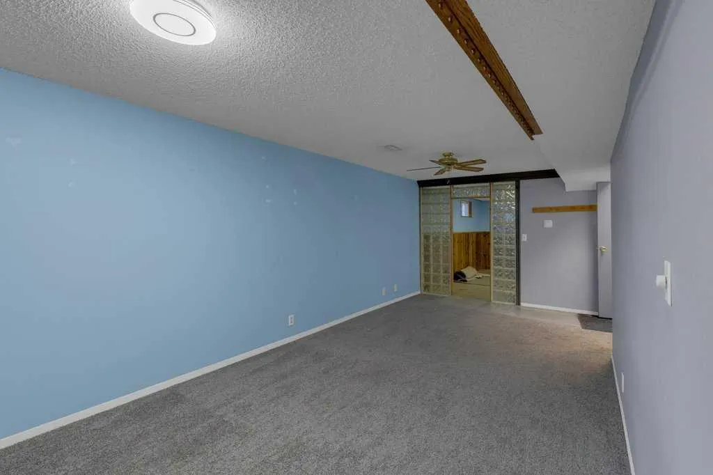 56 Spring Haven Close SE