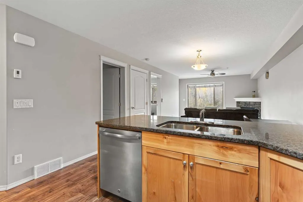 300 Palliser Lane, #315