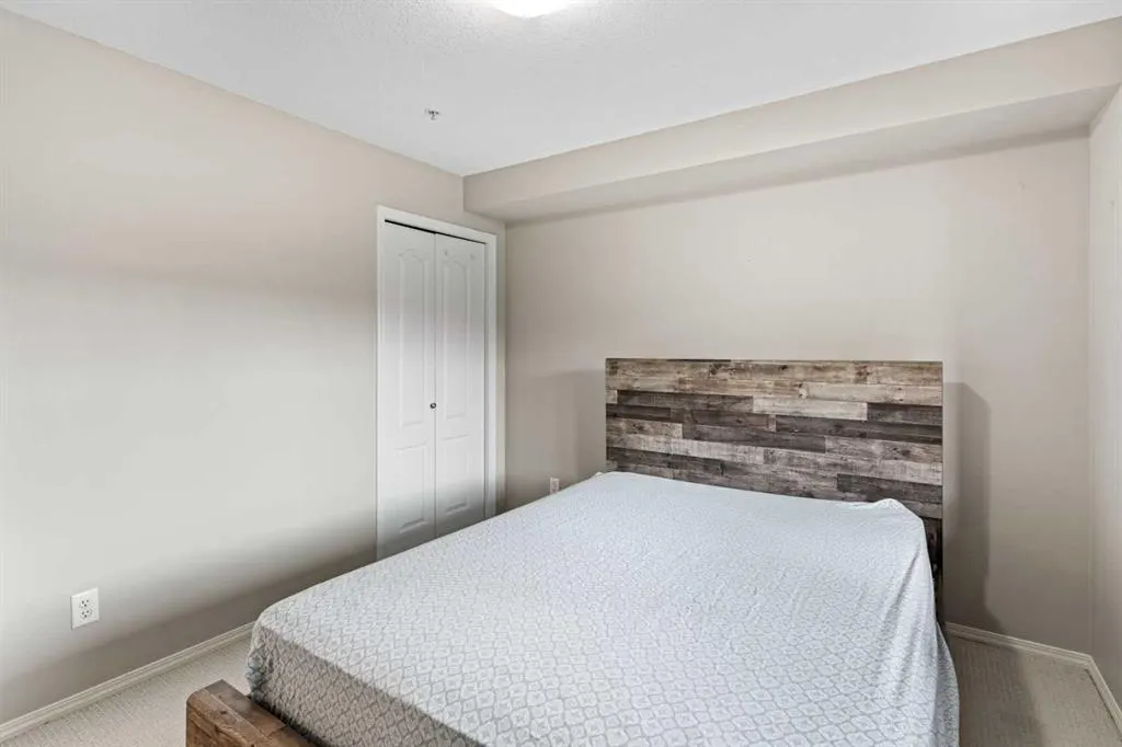 300 Palliser Lane, #315