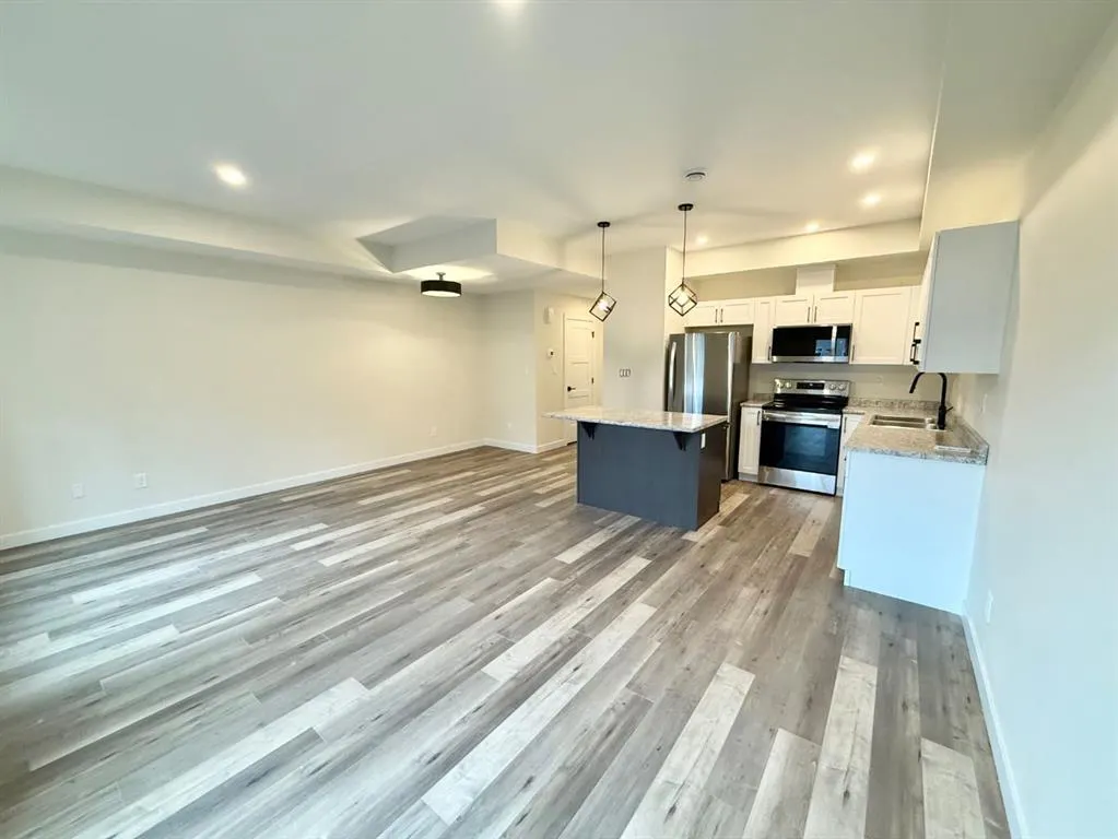 328B BOUTIN Avenue