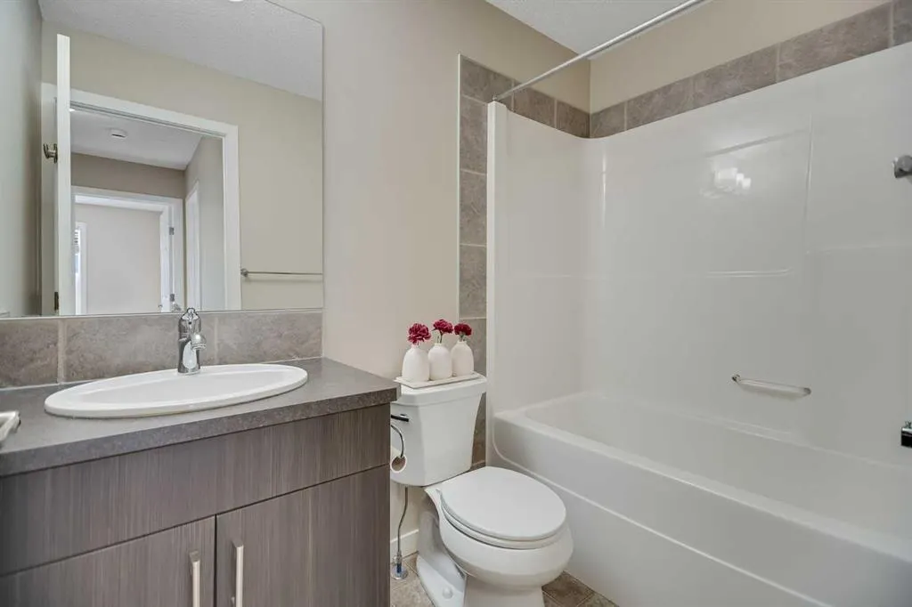 10 Auburn Bay Avenue SE, #1016