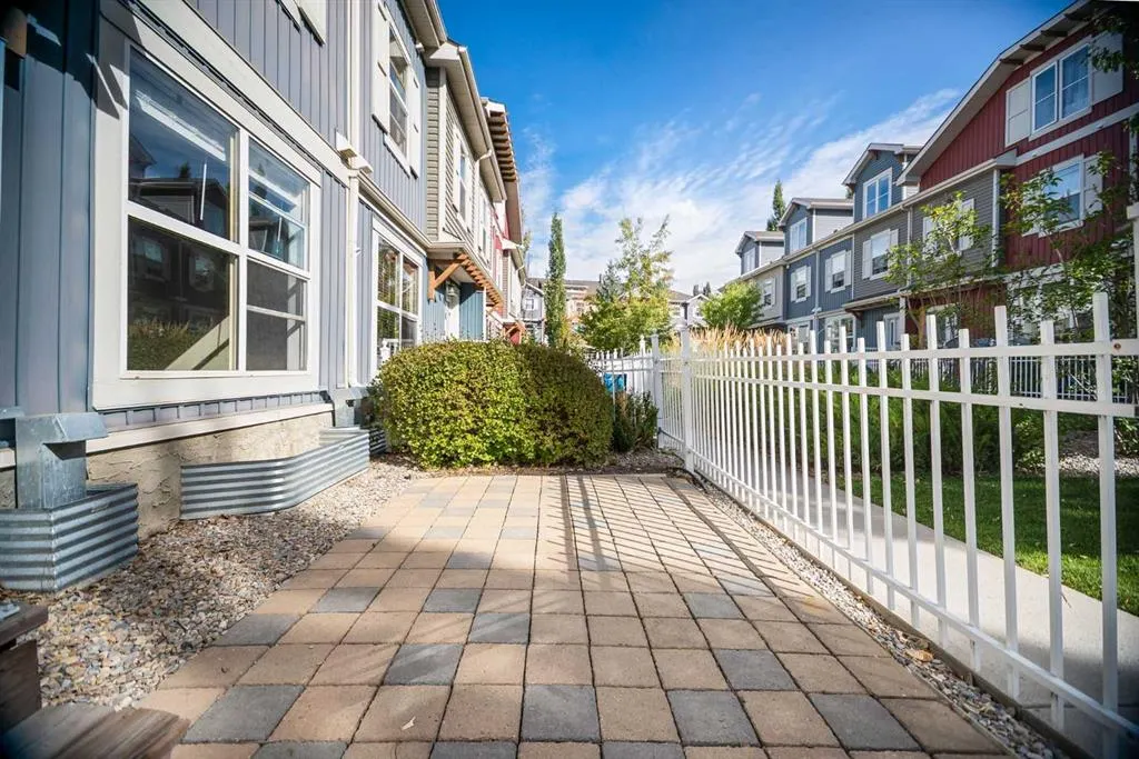 10 Auburn Bay Avenue SE, #1016