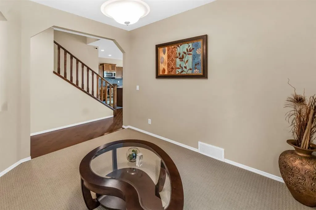 107 Everoak Green SW