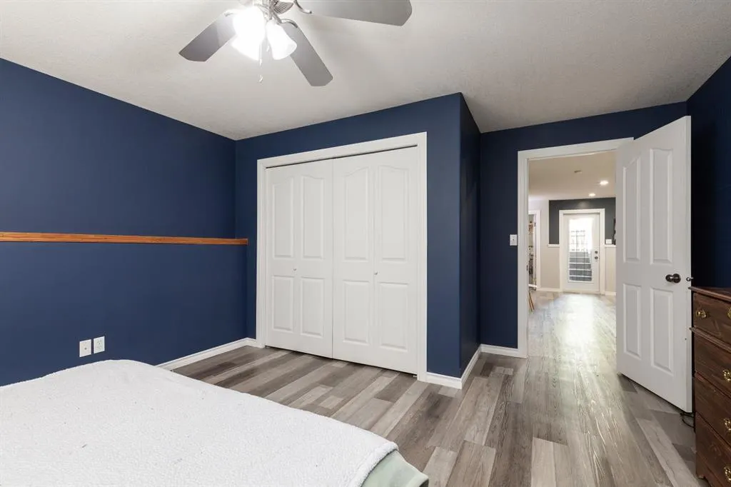 154 Blackfoot Court W