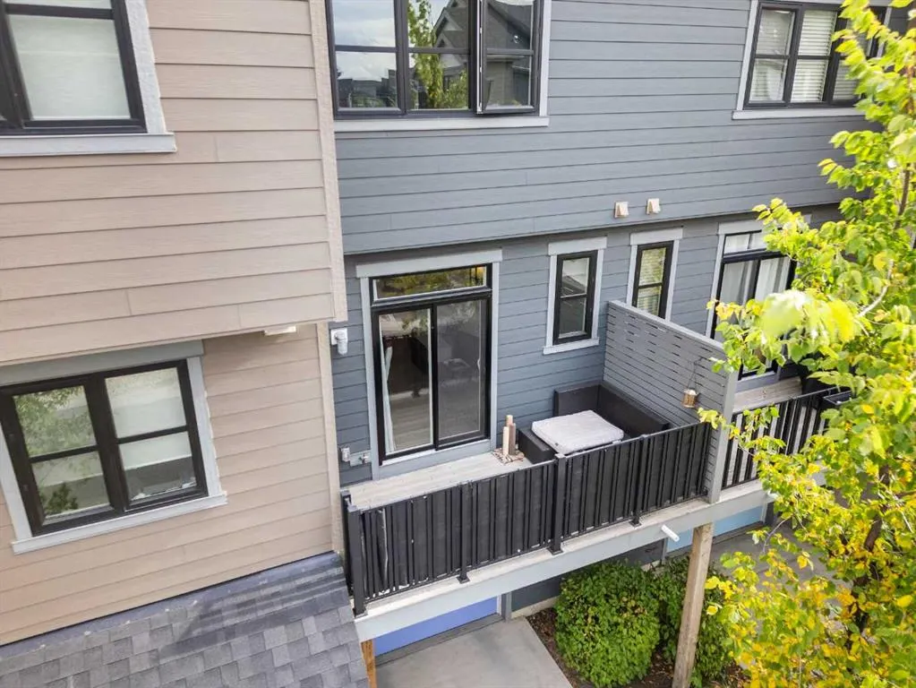 25 Walden Common SE