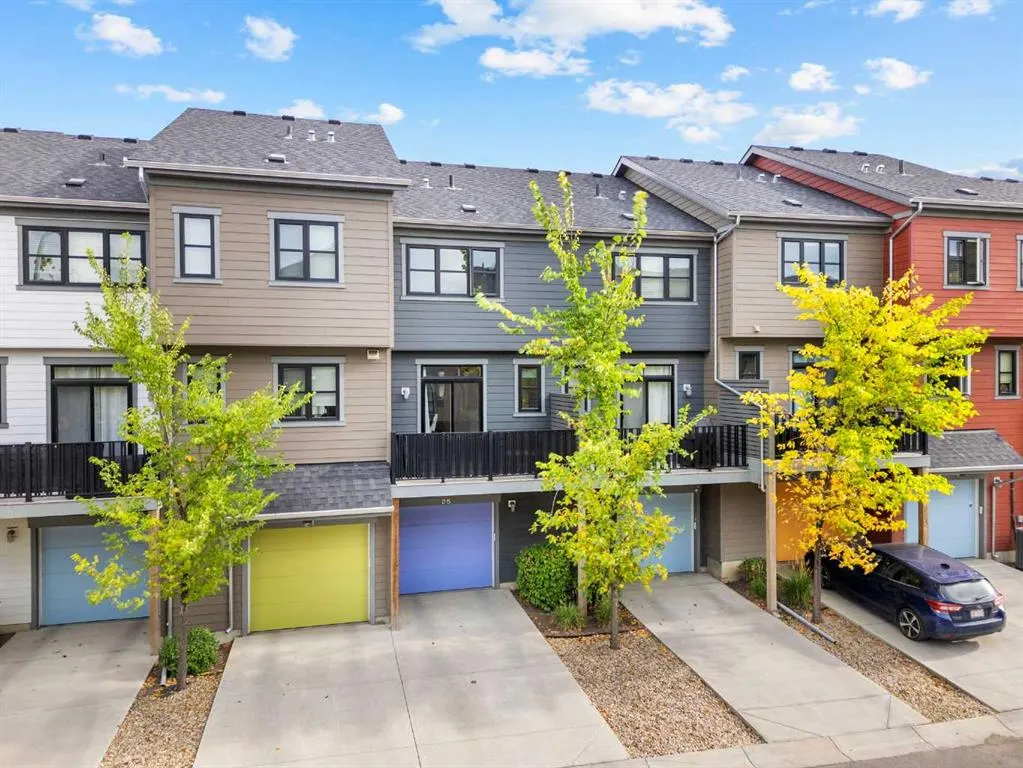 25 Walden Common SE