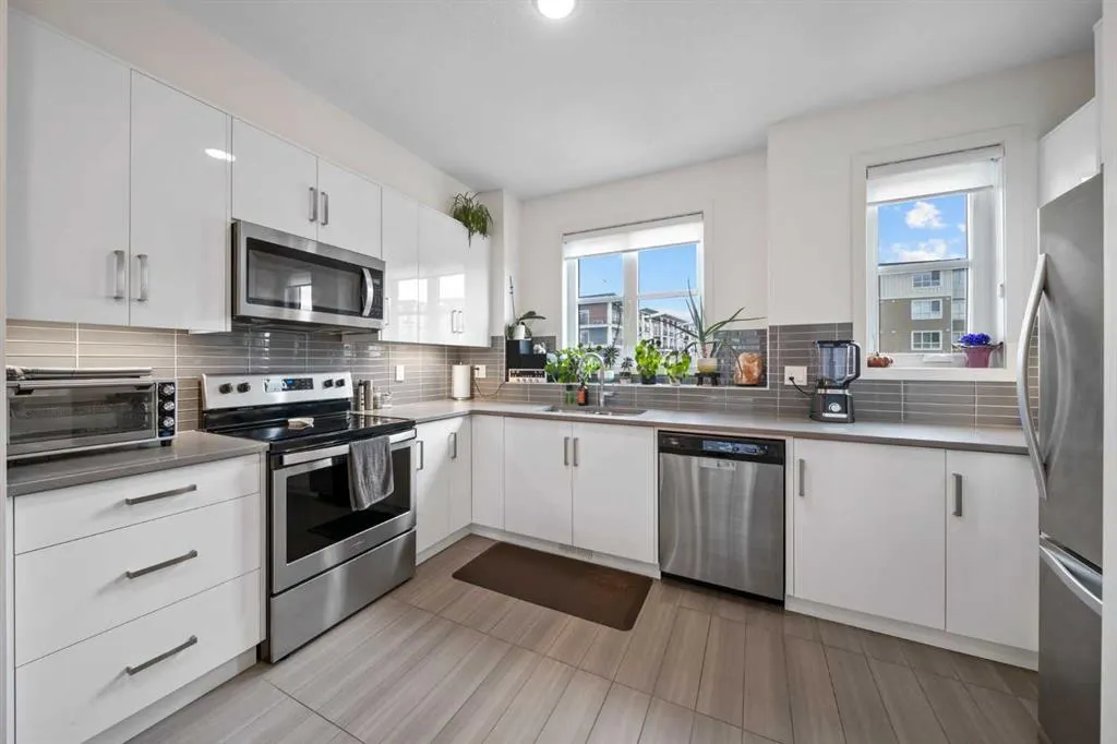 25 Walden Common SE
