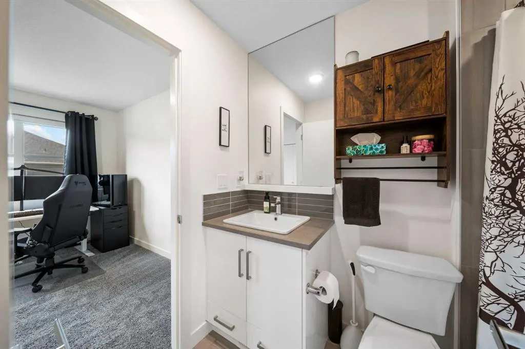 25 Walden Common SE