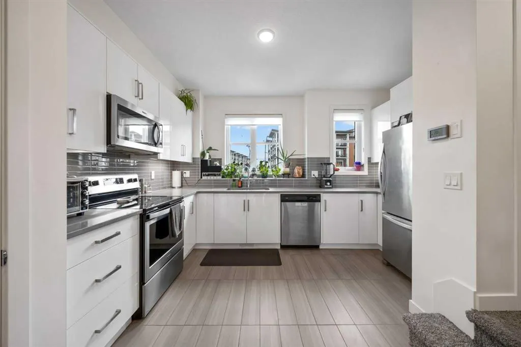 25 Walden Common SE