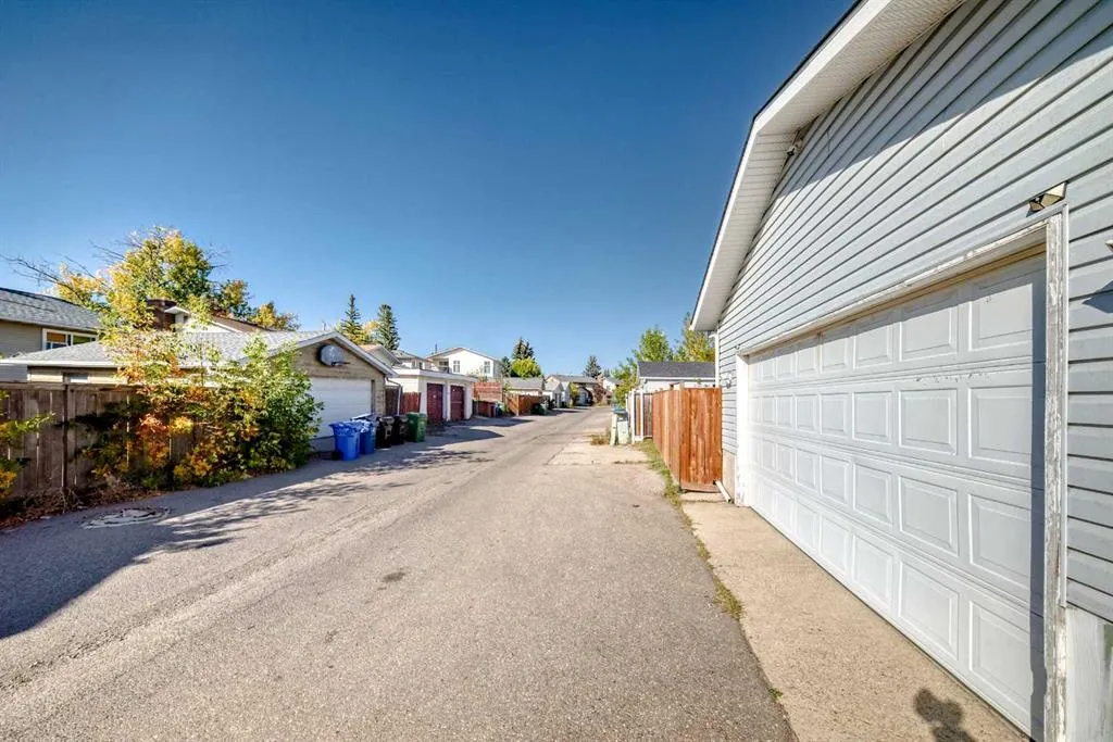 151 Pinemill Road NE