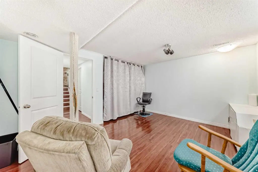 151 Pinemill Road NE