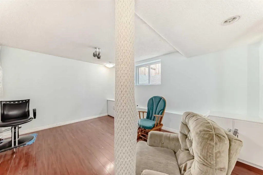 151 Pinemill Road NE
