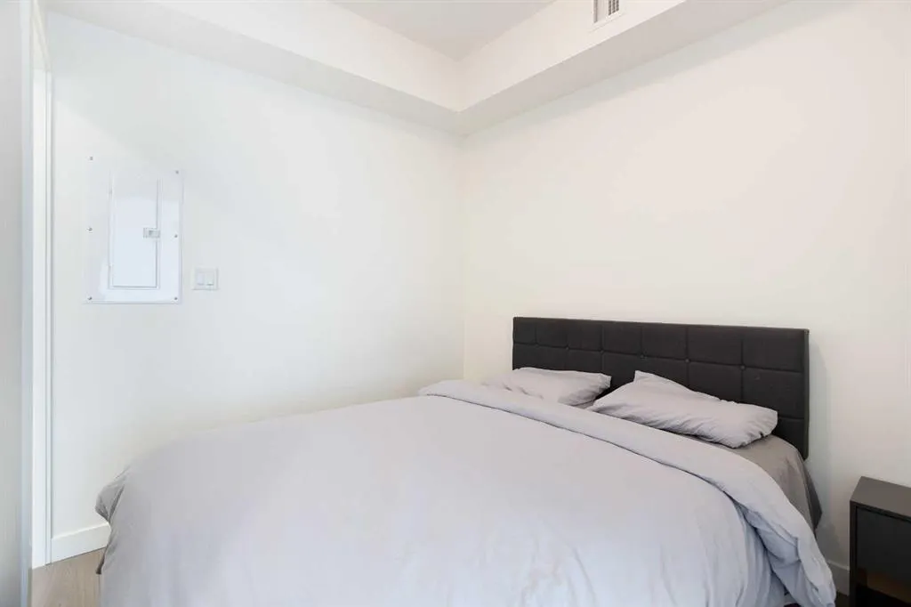 138 Waterfront Court SW, #311
