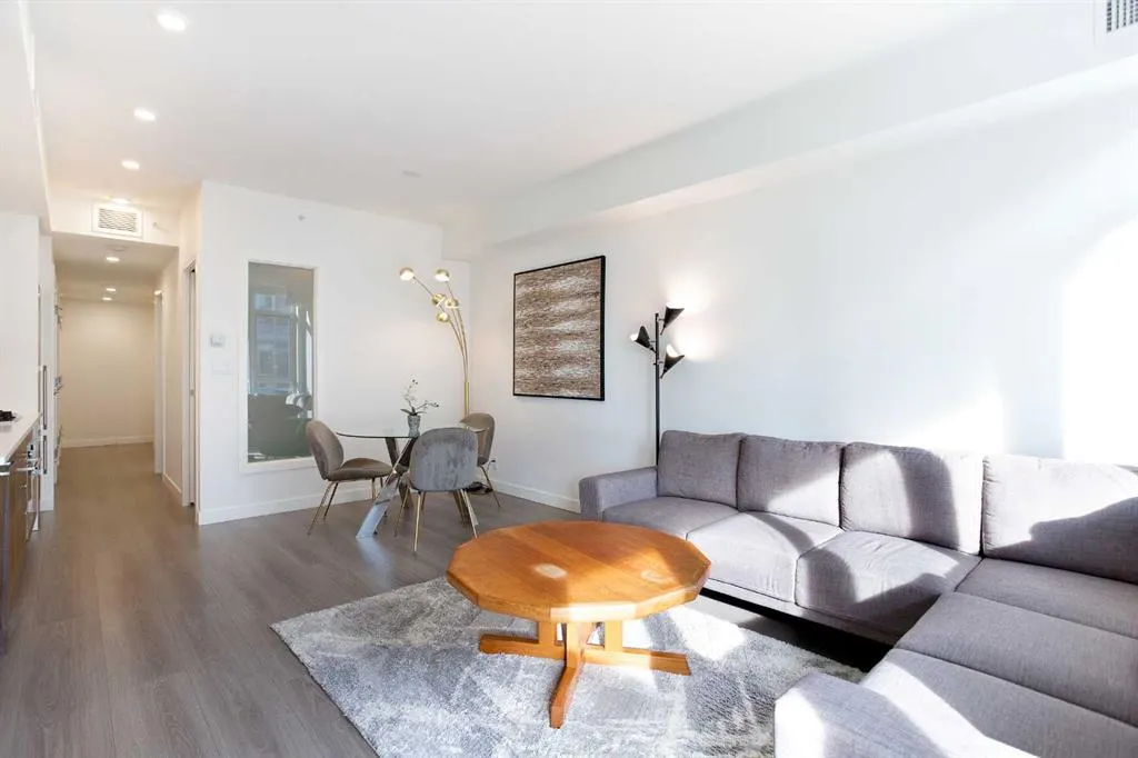 138 Waterfront Court SW, #311