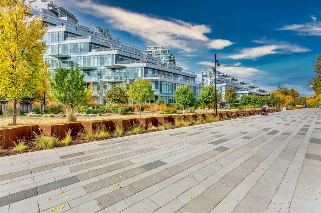 138 Waterfront Court SW, #311