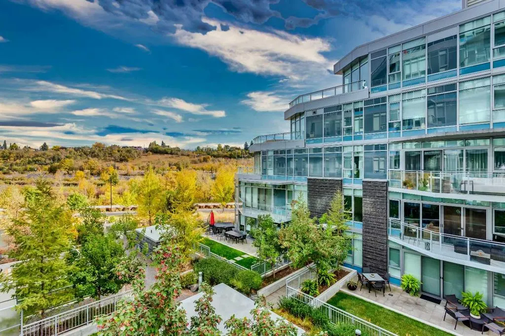 138 Waterfront Court SW, #311