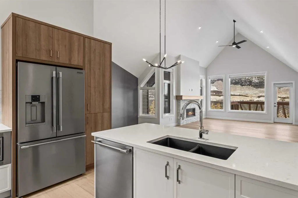 209 Stewart Creek Rise, #201J