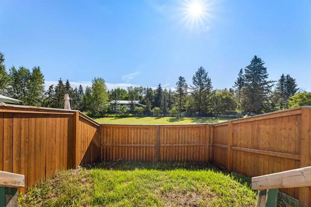 1706 22 Avenue, #18