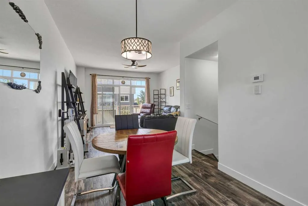 53 Skyview Ranch Manor NE