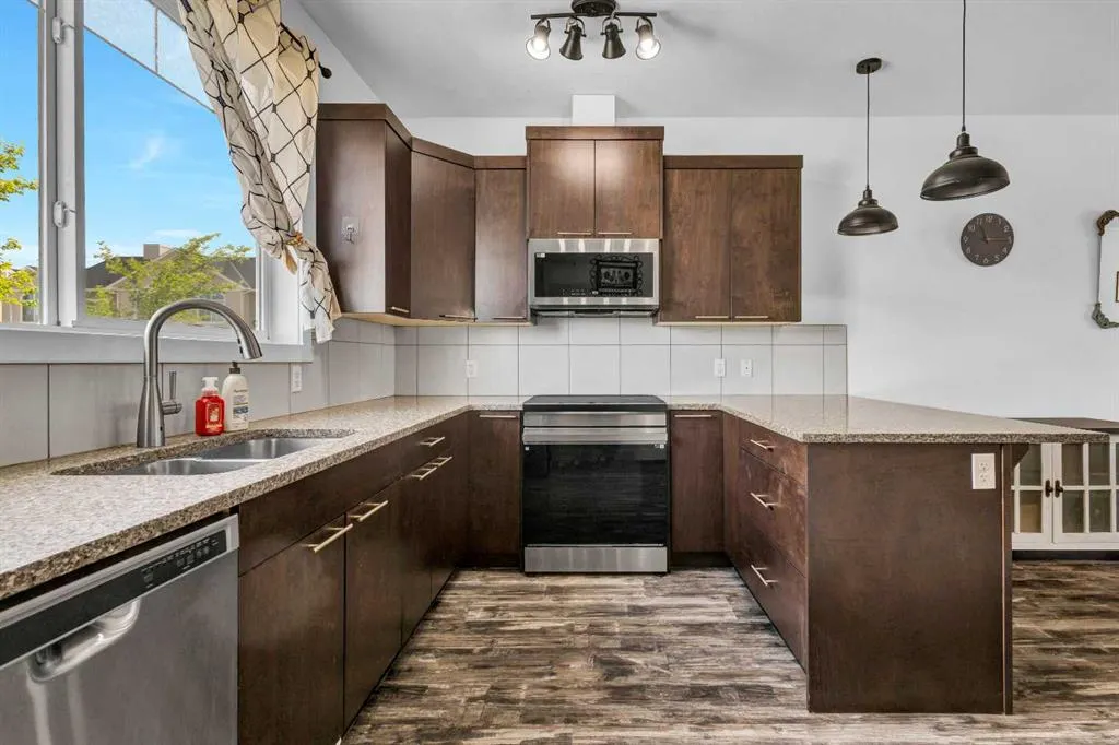 53 Skyview Ranch Manor NE